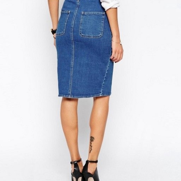 -SOLD- Denim skirt - Picture 6 of 7